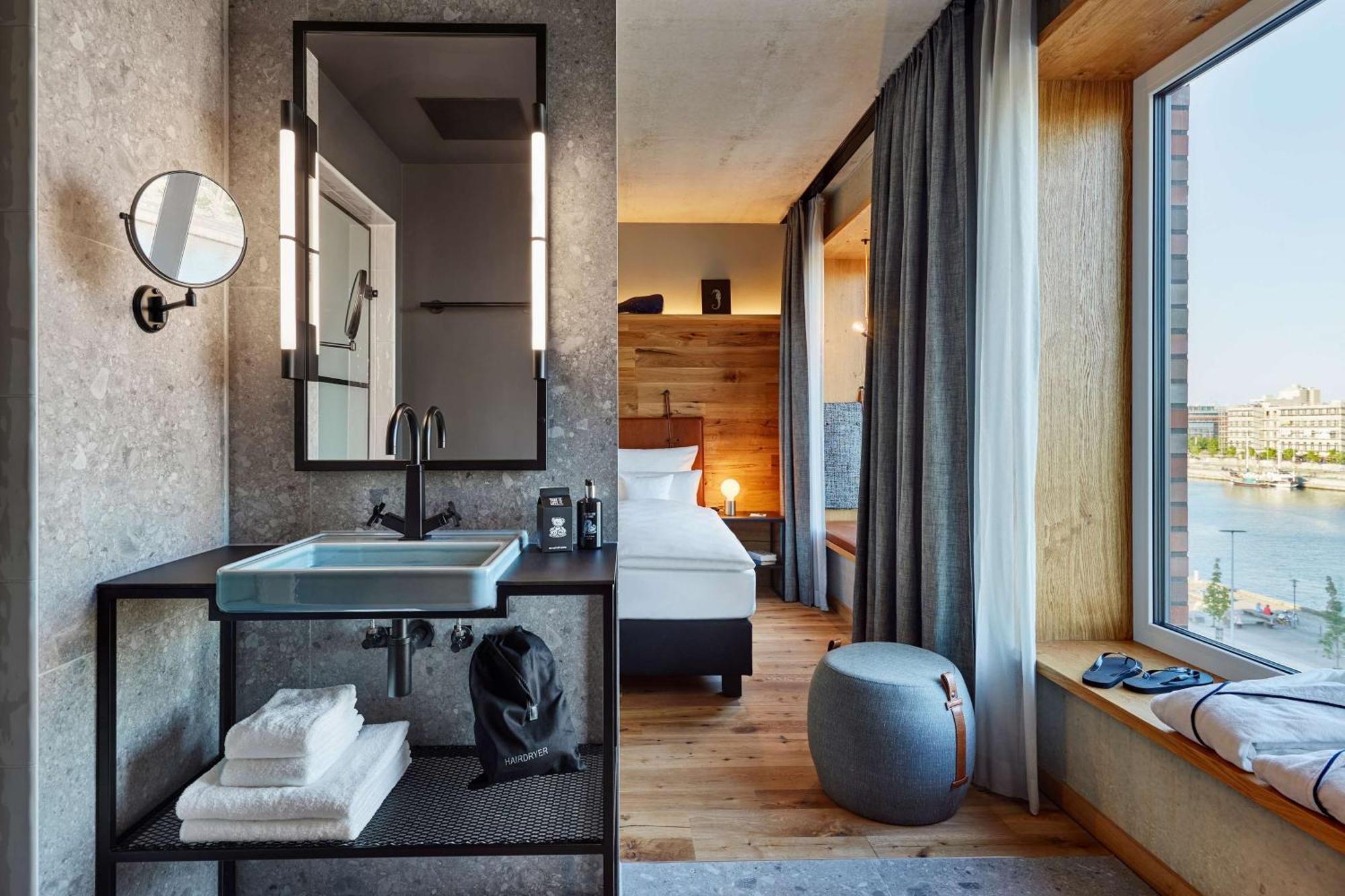 Me And All Hotel Kiel, By Hyatt ภายนอก รูปภาพ
